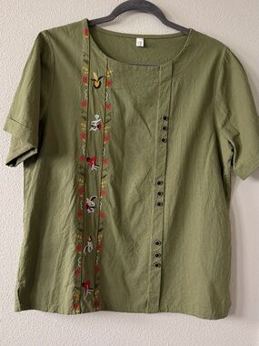Dayou Design Olive Green Embroidered Boho Top Size L